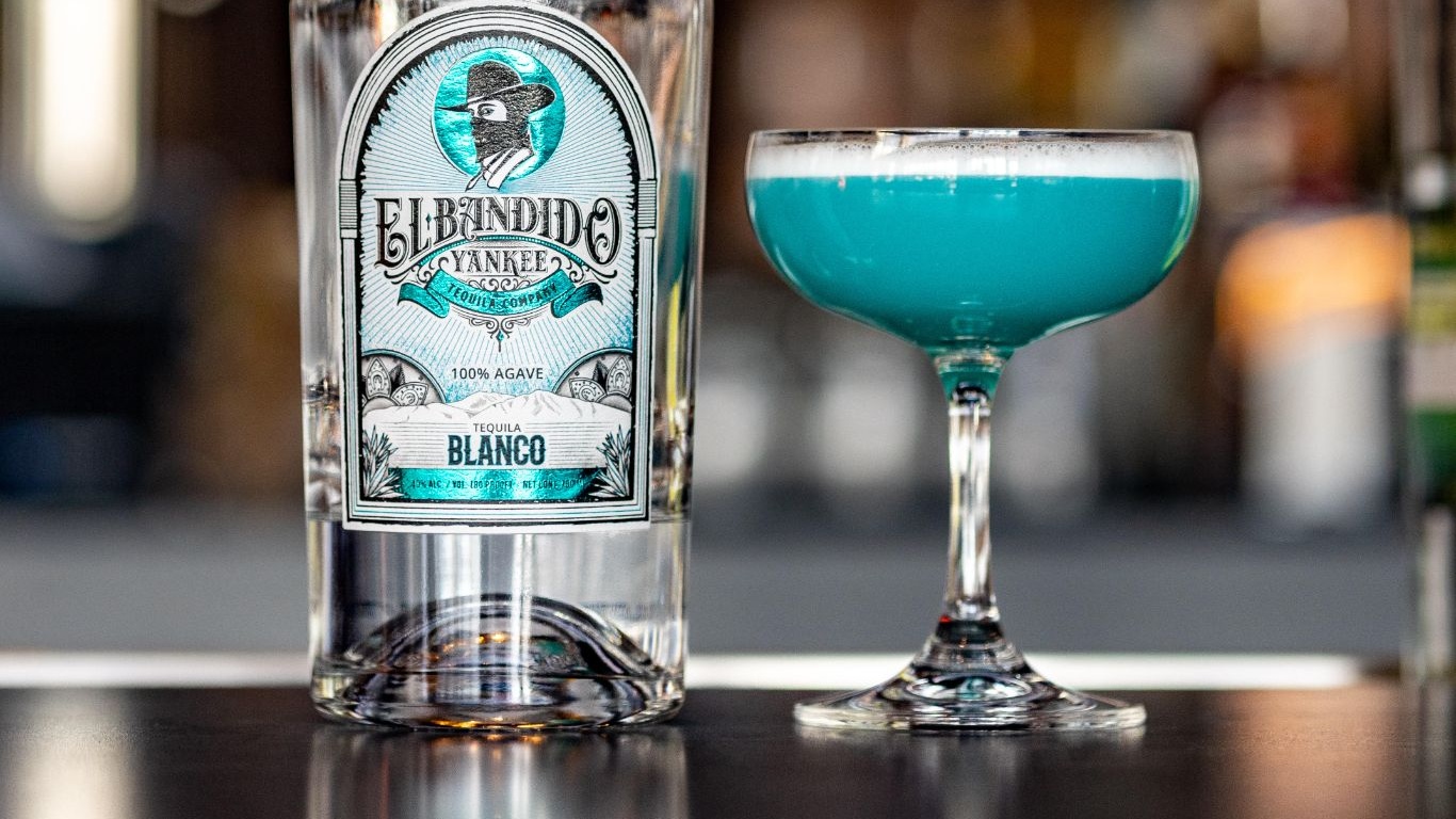 blue wave cocktail by el bandid yankee
