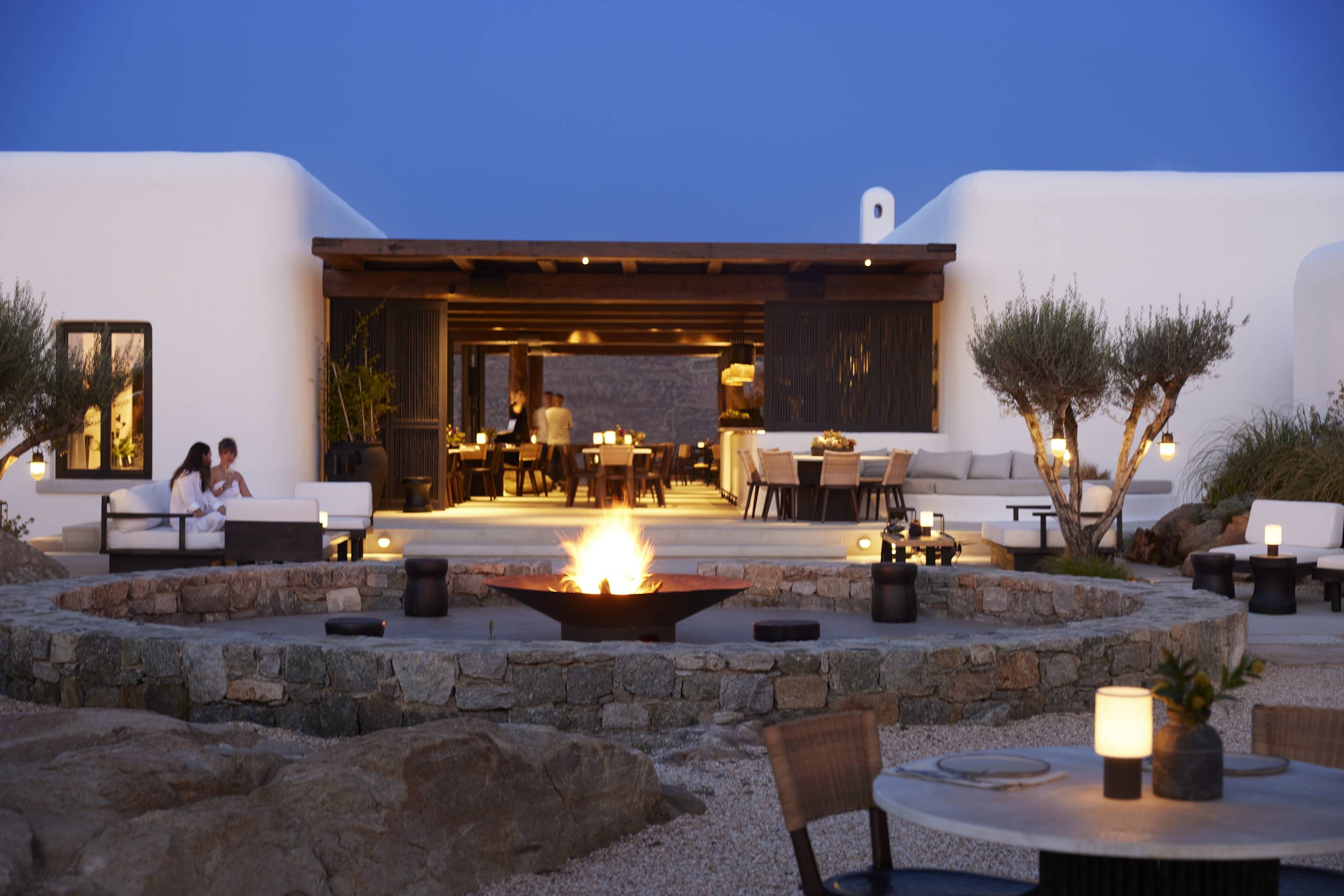 Aloni_Sunset_Lounge_Restaurant.jpg