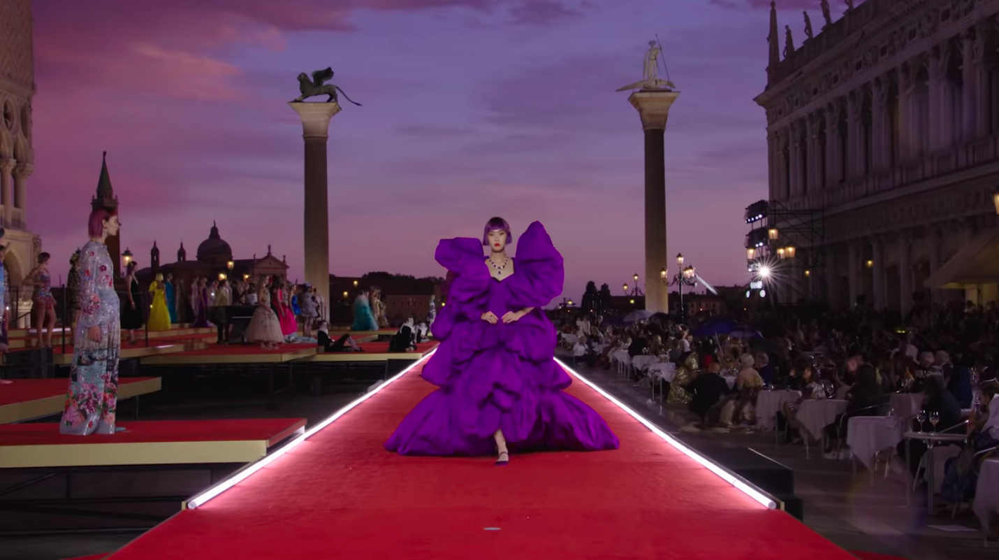 Dolce et Gabbana Alta Moda Fashion Show 2021