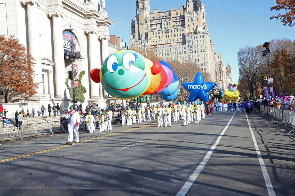 Macy's Day Parade Wiggle Worm and Macy's Star float